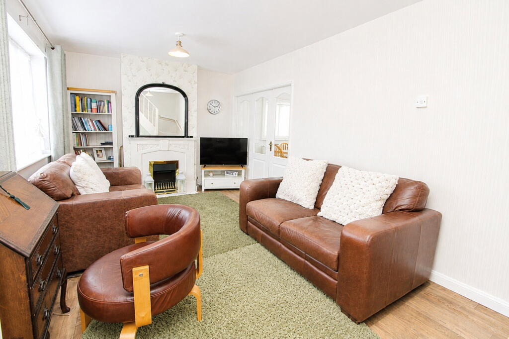 House in Dudley, West Midlands - View 5