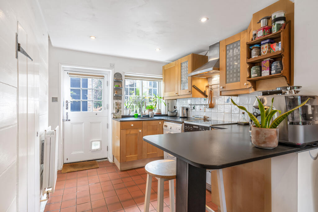 House in St Albans - View 5