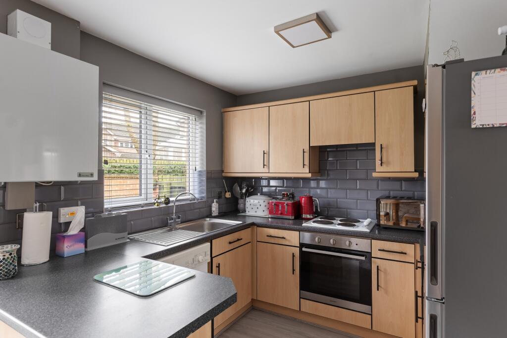 Prospect Close, Swinefleet, Goole, Yorkshire, DN14 photo 3