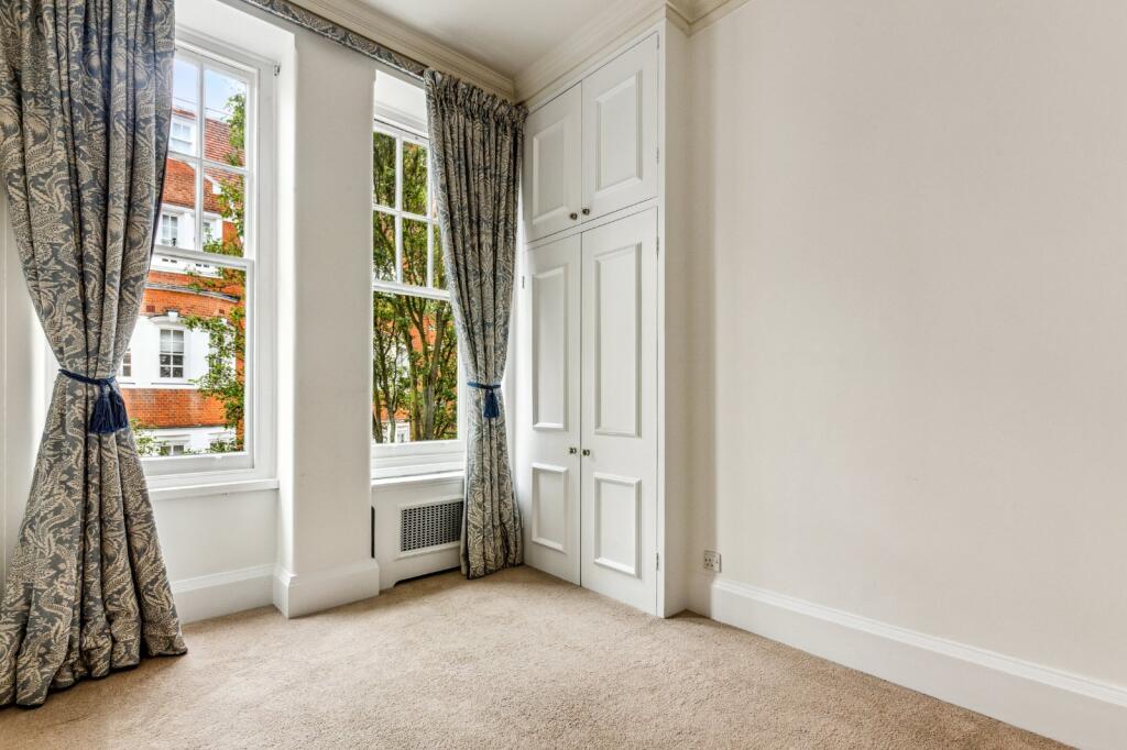 House in London - View 5
