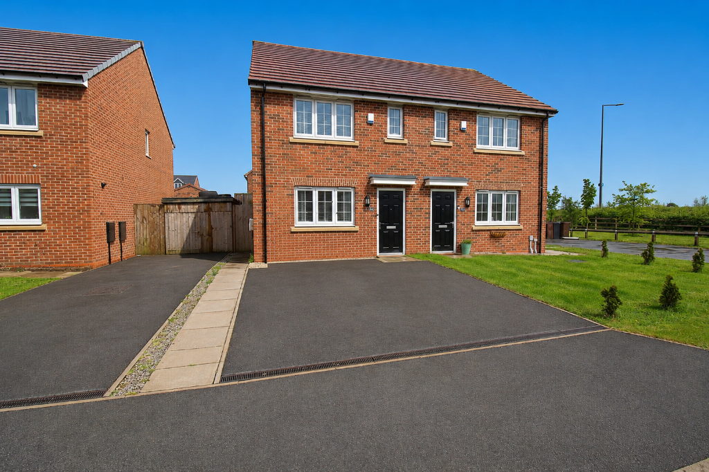 Main image of property: Goldcrest Avenue, Farington Moss, Lancashire, PR26