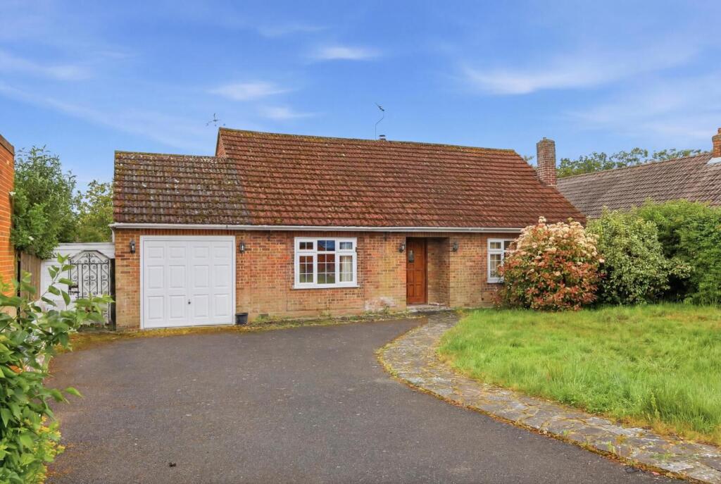 Main image of property: Church Road, West Hanningfield, CM2