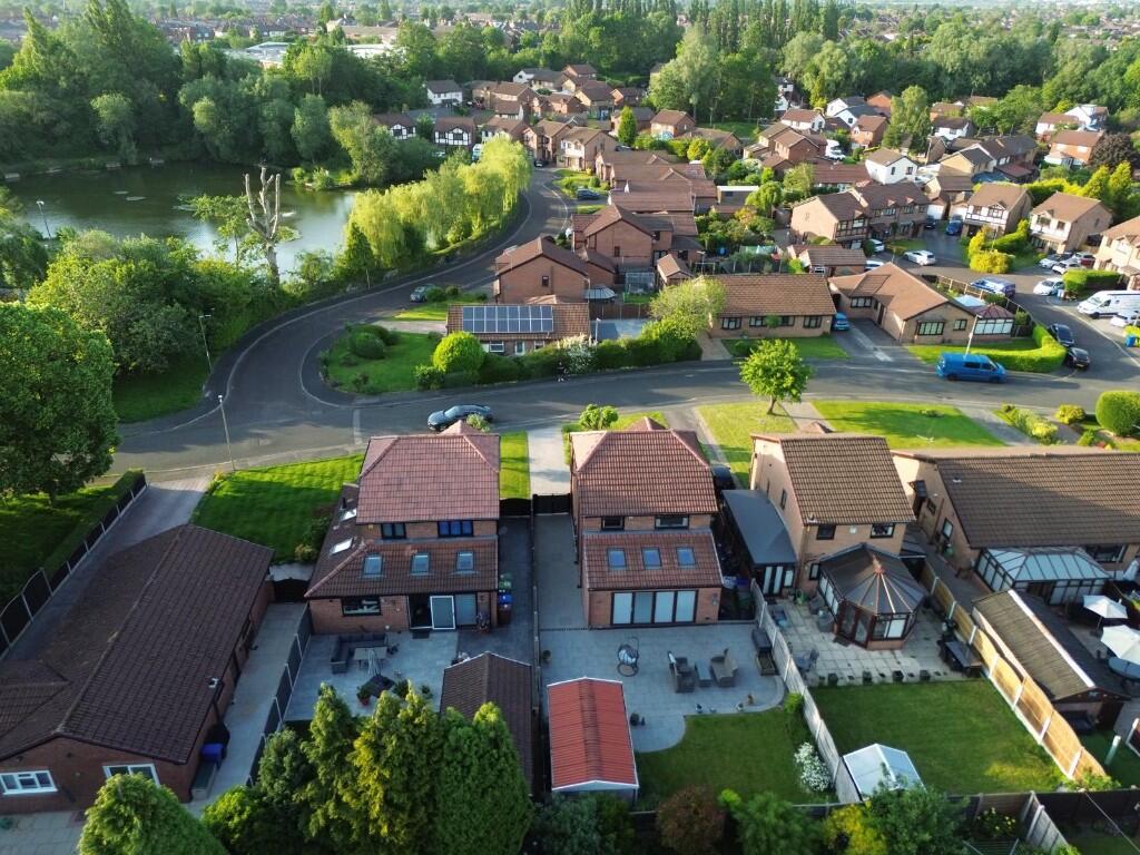 Melanie Drive, Reddish, Stockport, SK5 6XJ photo 4