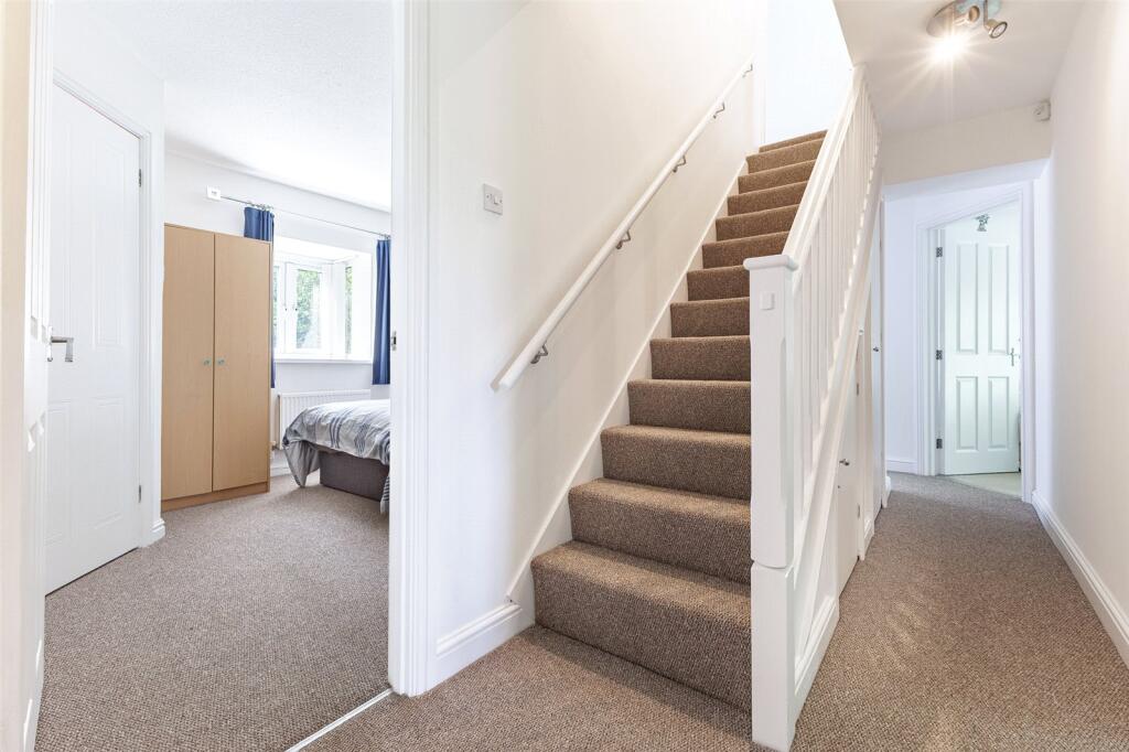 Allen Close, Old St Mellons, Cardiff, CF3 photo 3