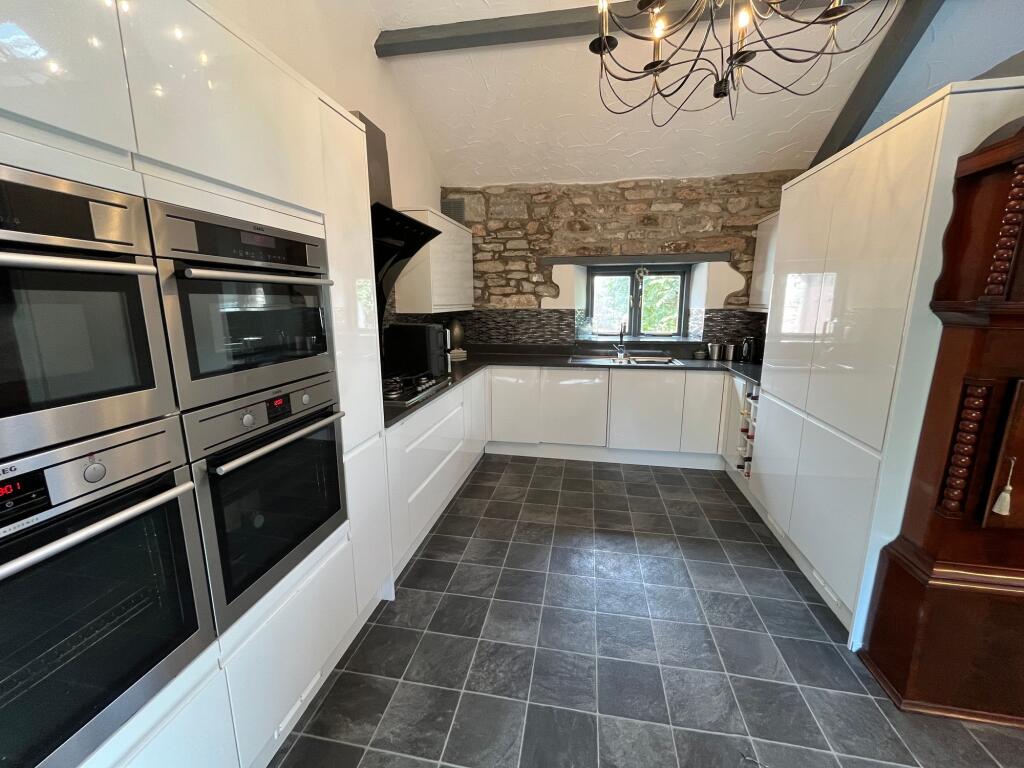 Cowbridge Road, Talygarn, CF72 photo 3