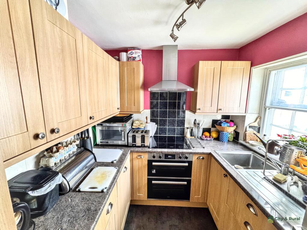 Flat 2, 26 Monmouth Street, Bath, Bath and North East Somerset BA1 2AP - View 3