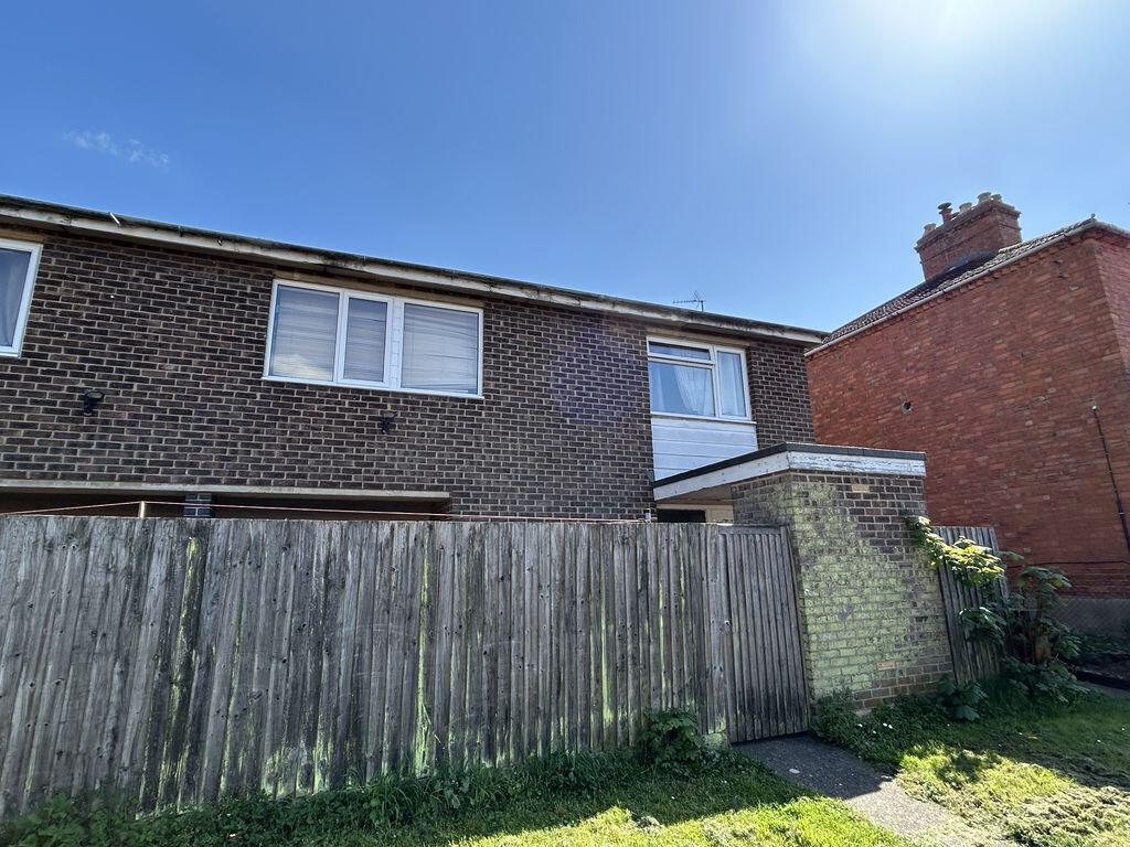 Main image of property: Thompson Street, New Bradwell, Milton Keynes