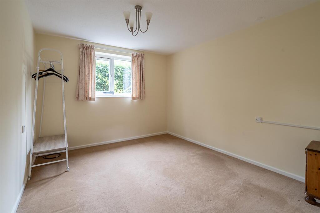Apartment in York - More