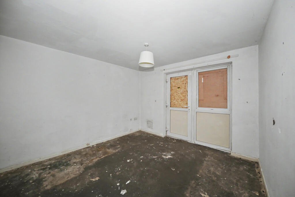Apartment in Preston - More