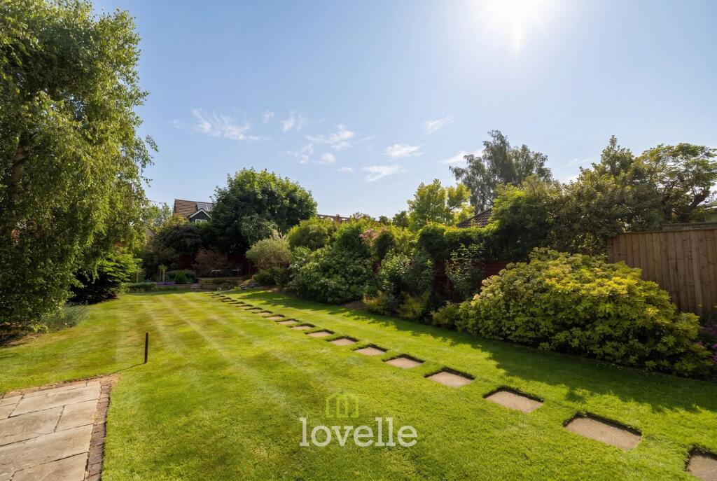 House in Grimsby, Healing - View 3