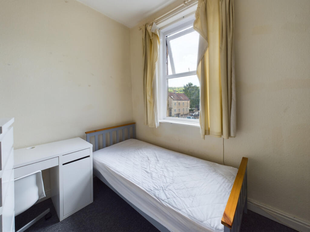 Apartment in Bath, Walcot - View 4