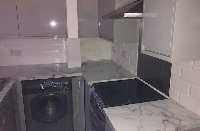 Flat 2, 6 St Augustine Road, Littlehampton, West Sussex, BN17 5NG photo 2
