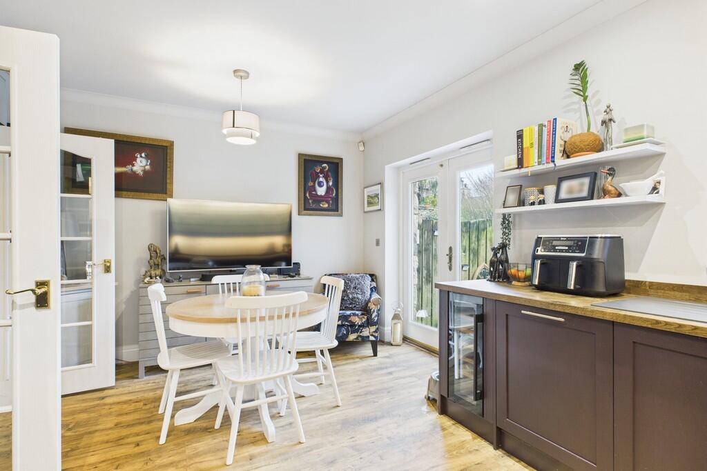 6 Rowan Garth, Kirkby Lonsdale, LA6 2JR photo 5