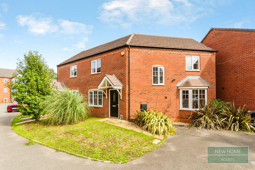 Main image of property: Caban Close , Birmingham, B31 1TU