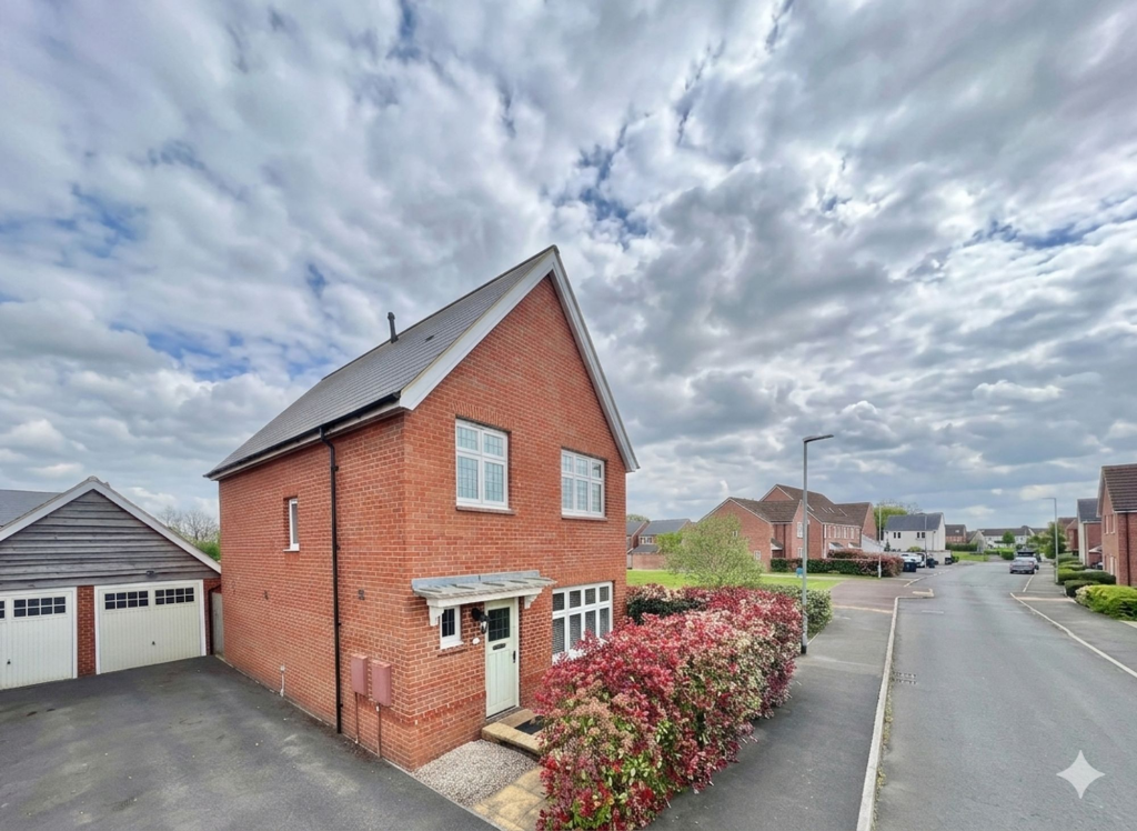 Main image of property: Hardys Road, Bathpool - NO onward chain!