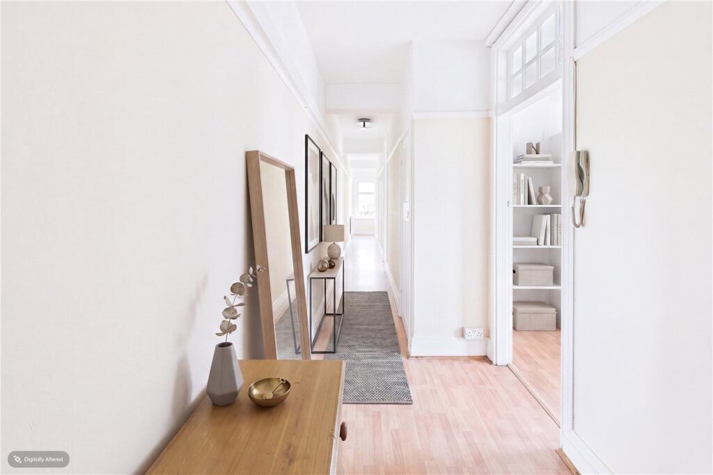 Apartment in London - More