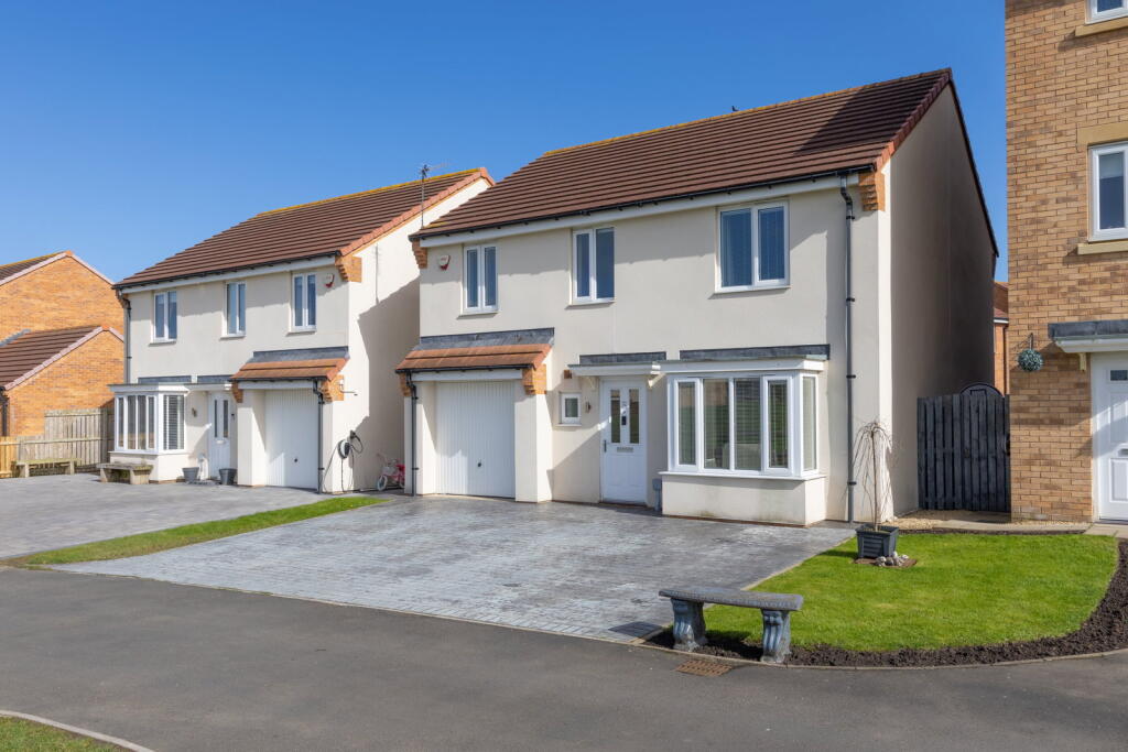 Main image of property: Halleypike Close,Crofton Grange,Blyth,NE24 4SW