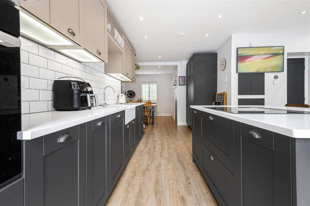 London Road, Welwyn photo 5