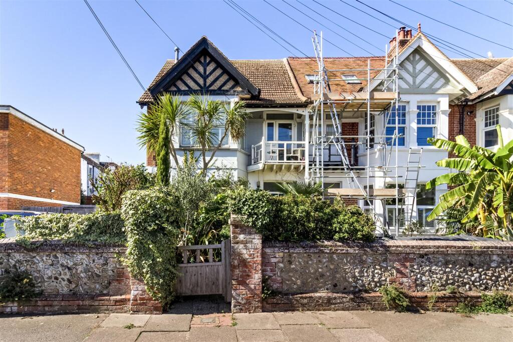 Main image of property: St. Georges Road & self-contained, 1 bed flat