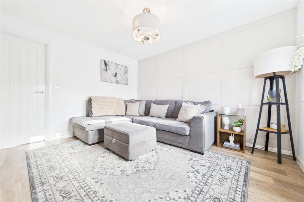 Denbigh Place, Shinfield, Reading, Berkshire, RG2 photo 2