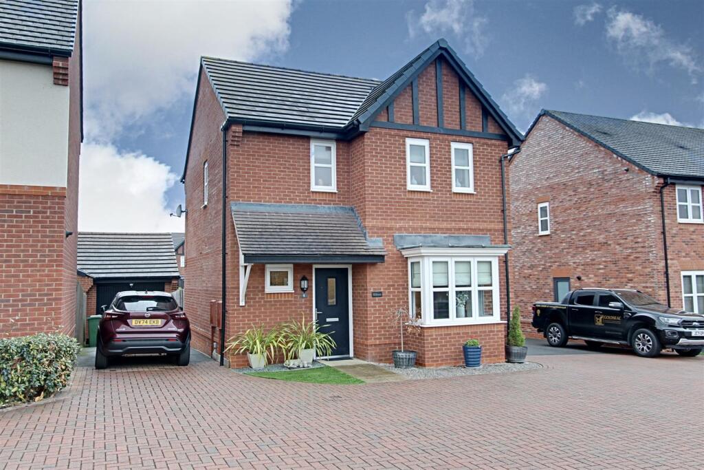 Main image of property: Elgar Mews, Aylesbury