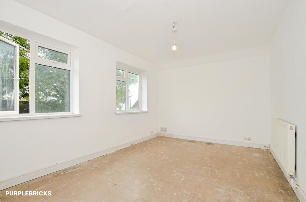 Apartment in Radlett, Shenley - View 4