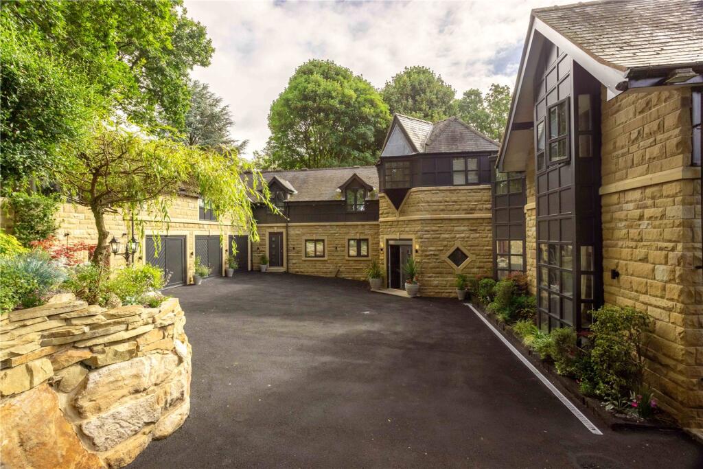 Main image of property: Horsforth, Leeds, LS18