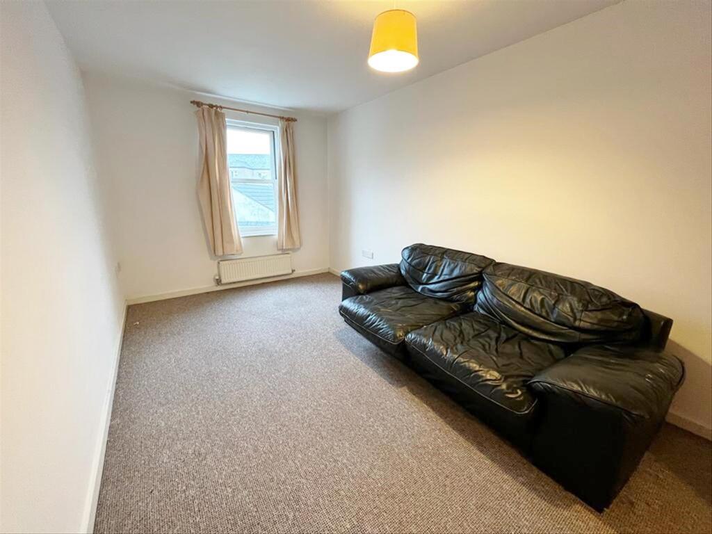 Apartment in Lancaster, Castle and Priory Precinct, Greaves - More