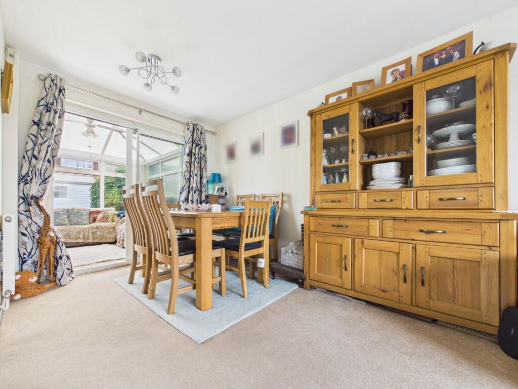 House in Newport - View 5