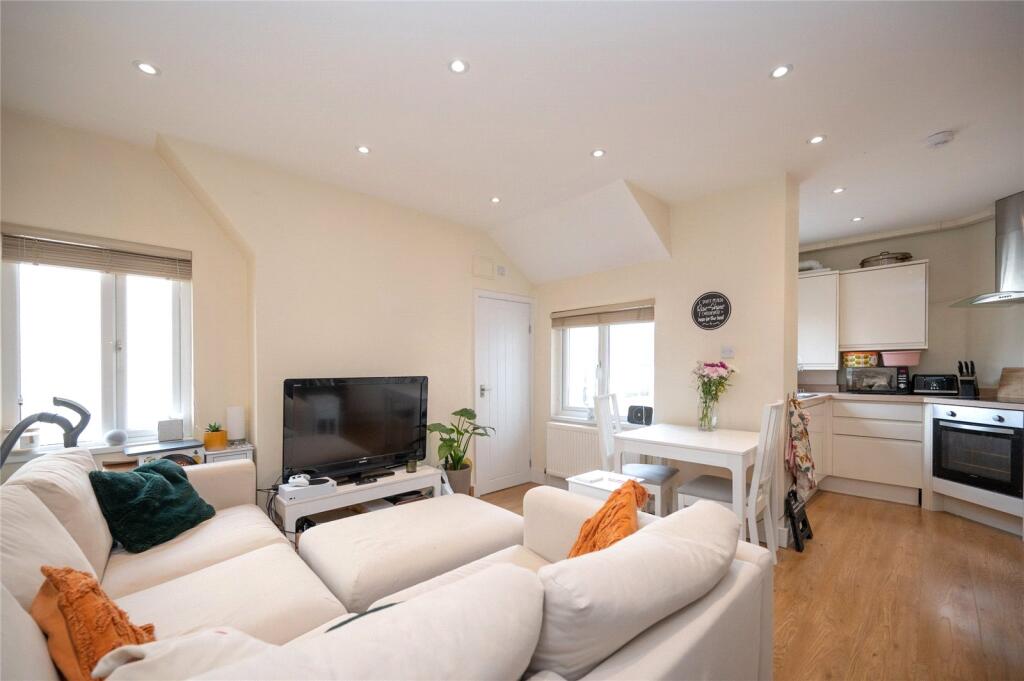 Additional image 6 of Grosvenor Road, St. Albans, Hertfordshire