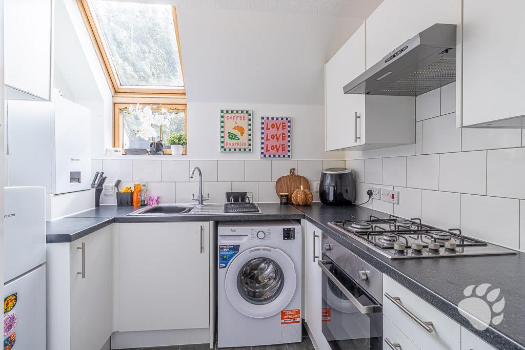 Apartment in Basildon, Langdon Hills - More
