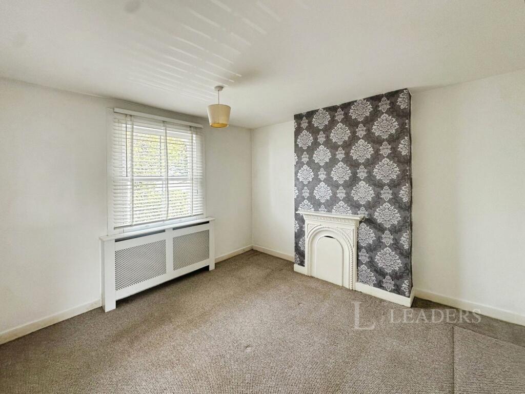House in Eastbourne, East Sussex - View 2