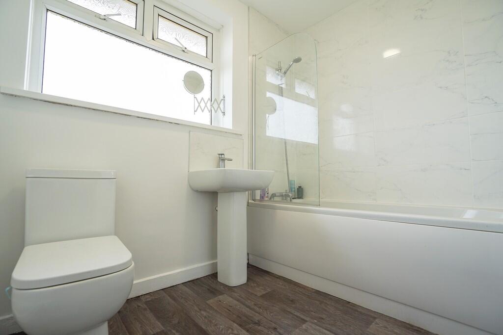 House in Consett, Delves Lane - More