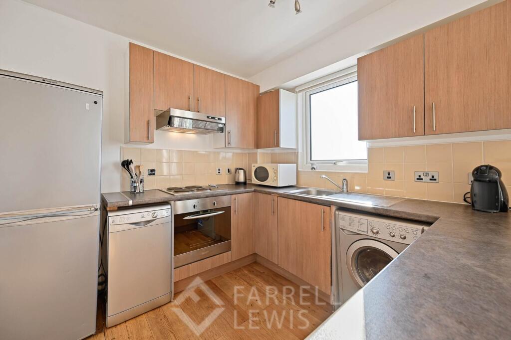 Apartment in London - View 5