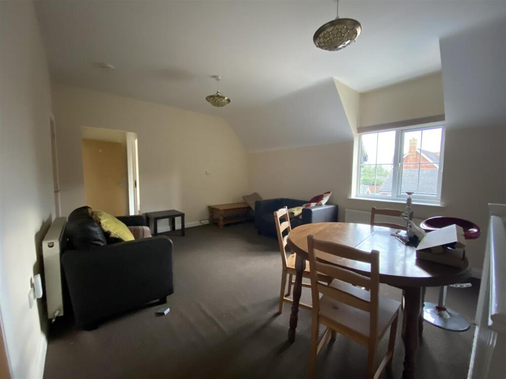 Additional image 7 of Cunningham Avenue, Hatfield