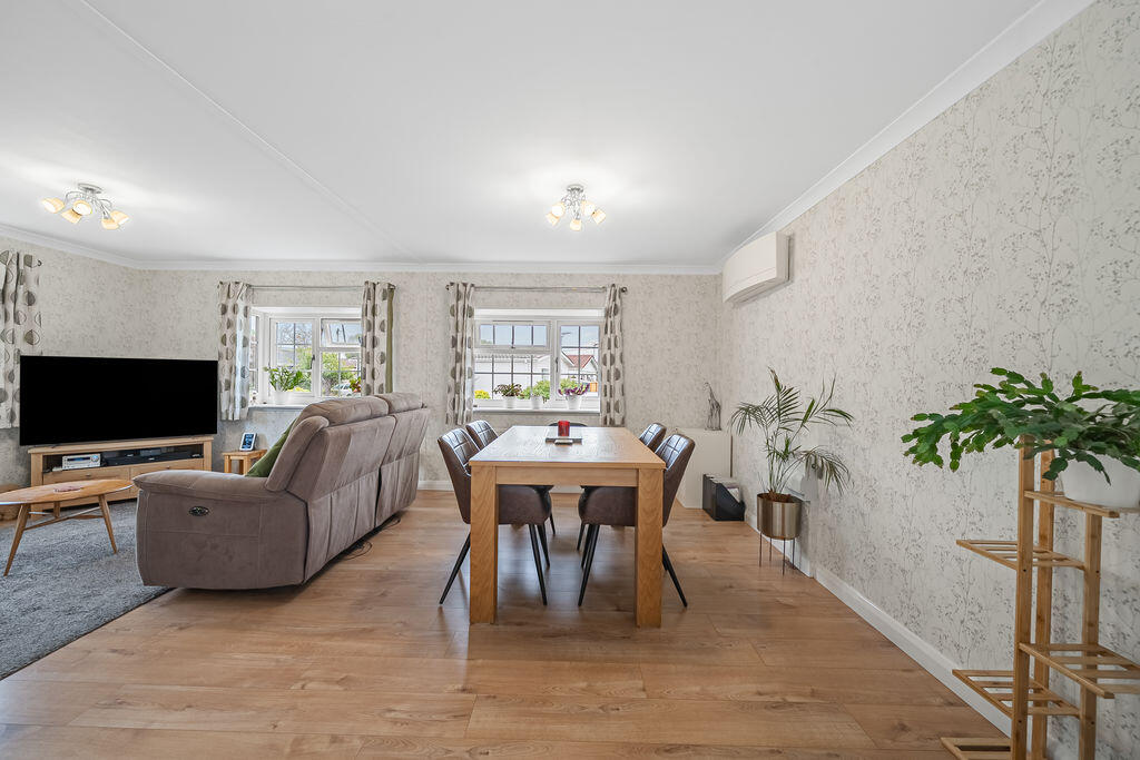 House in Kingston upon Thames - View 5