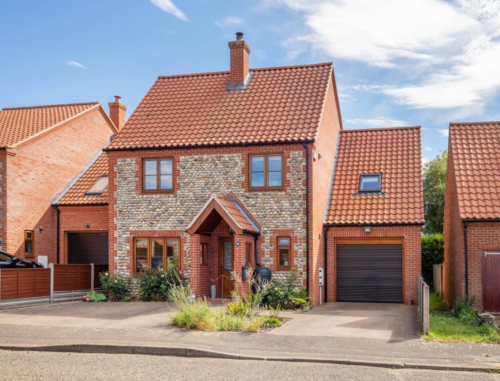 Main image of property: Beechlands Park, Norwich
