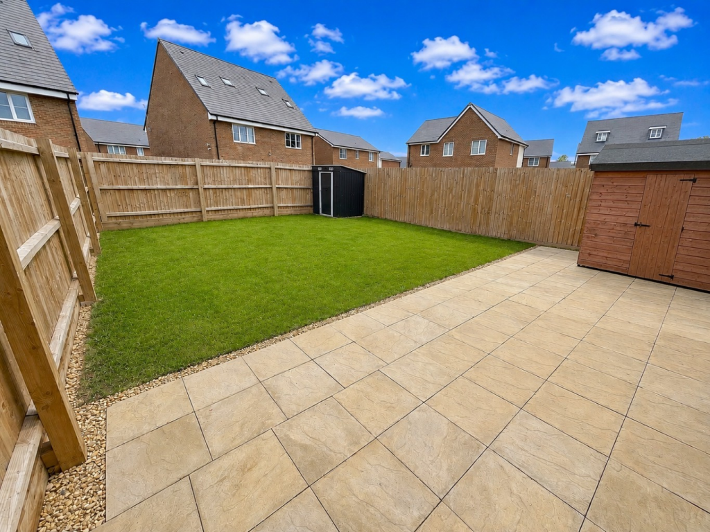 House in Luton, Biscot - View 2