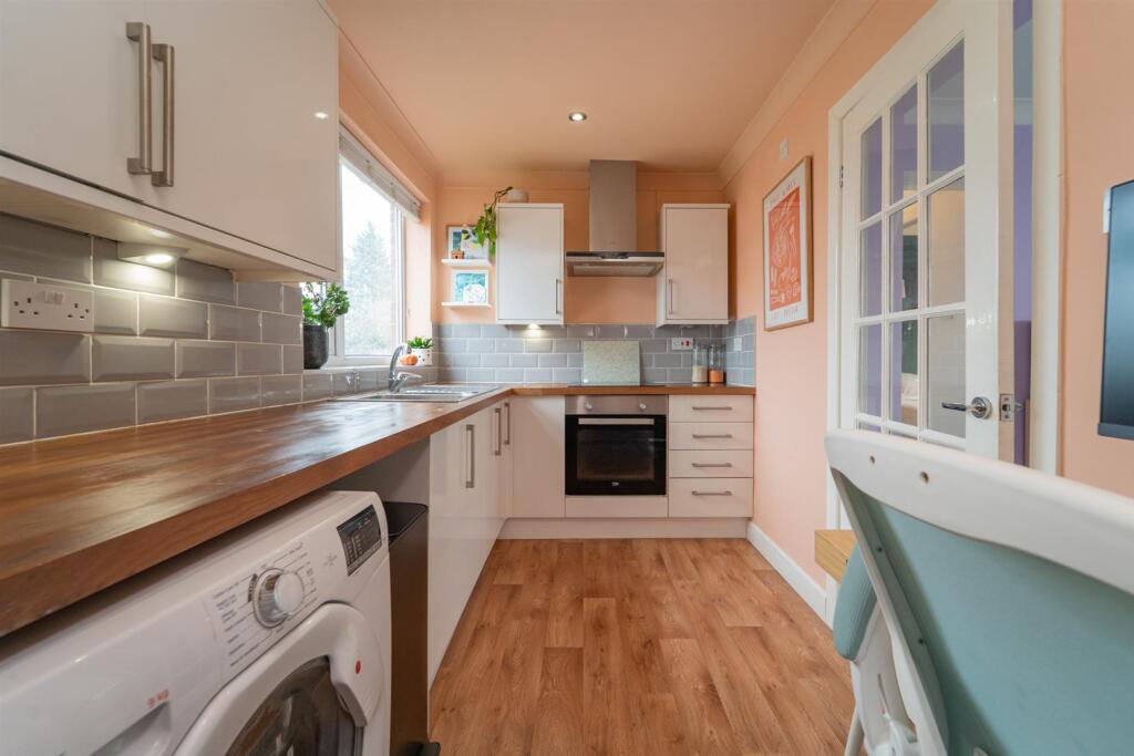 Aylesby Court, Wilbraham Road, Chorlton photo 3