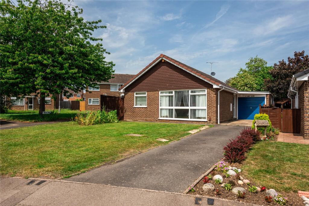 Main image of property: Lamb Close, Newport Pagnell, Buckinghamshire, MK16