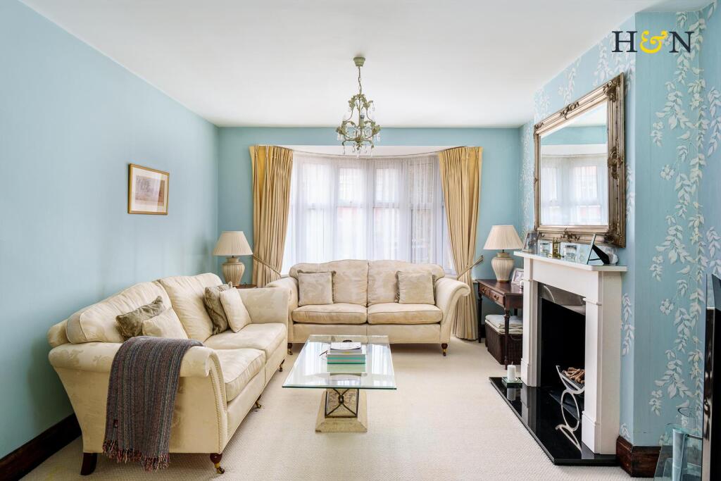 Berriedale Avenue, Hove photo 2