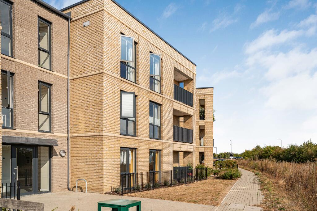 Main image of property: Osprey Drive, Trumpington, Cambridge, Cambridgeshire