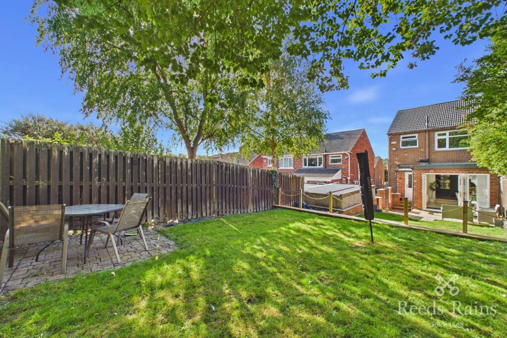 House in Sheffield, Woodhouse - More