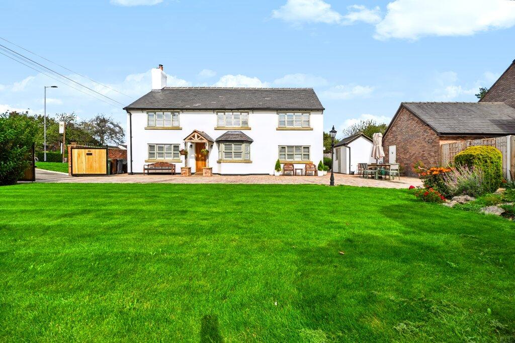 House in Warrington, Lowton - View 2