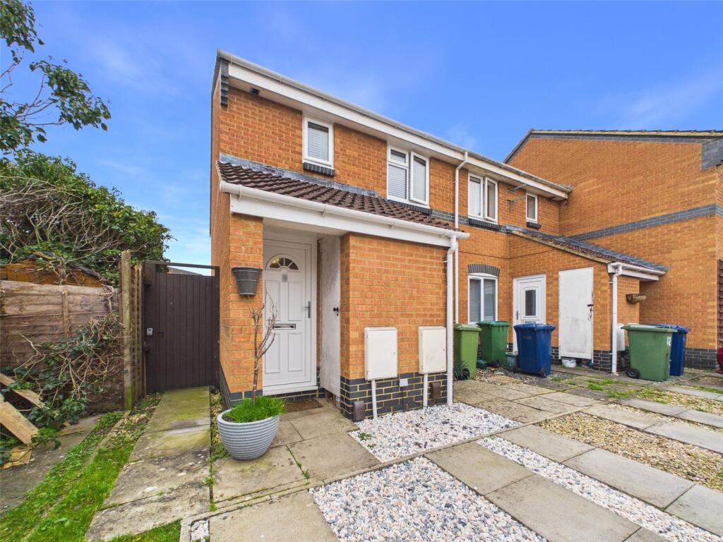 Main image of property: Raleigh Close, Churchdown, Gloucester, Gloucestershire, GL3
