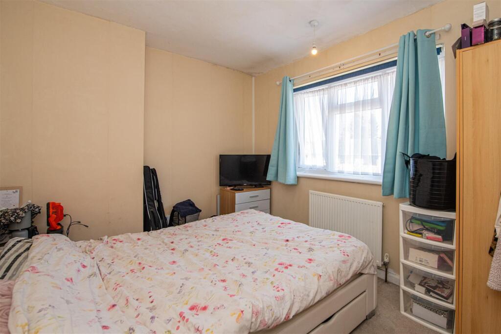 Pleydell Road, Northampton - View 6