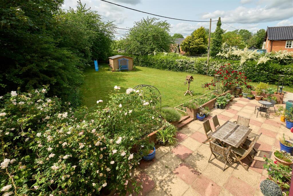 House in Mid Suffolk, Mellis - View 2