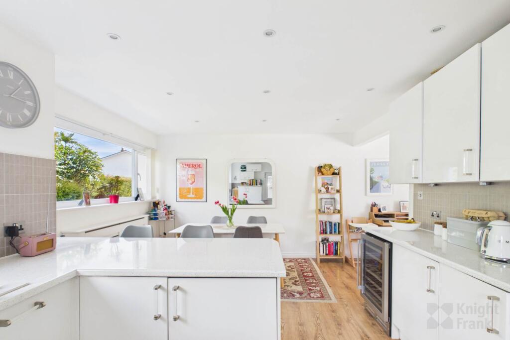 House in London, Morden - View 3