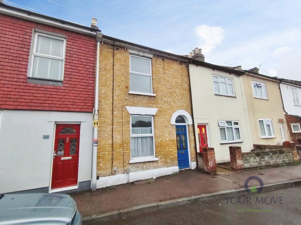 3-bed terraced on Mills Terrace, Chatham, Kent, ME4, £240,000