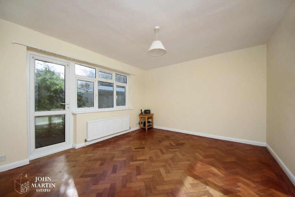 Kings Avenue, London, W5 photo 3
